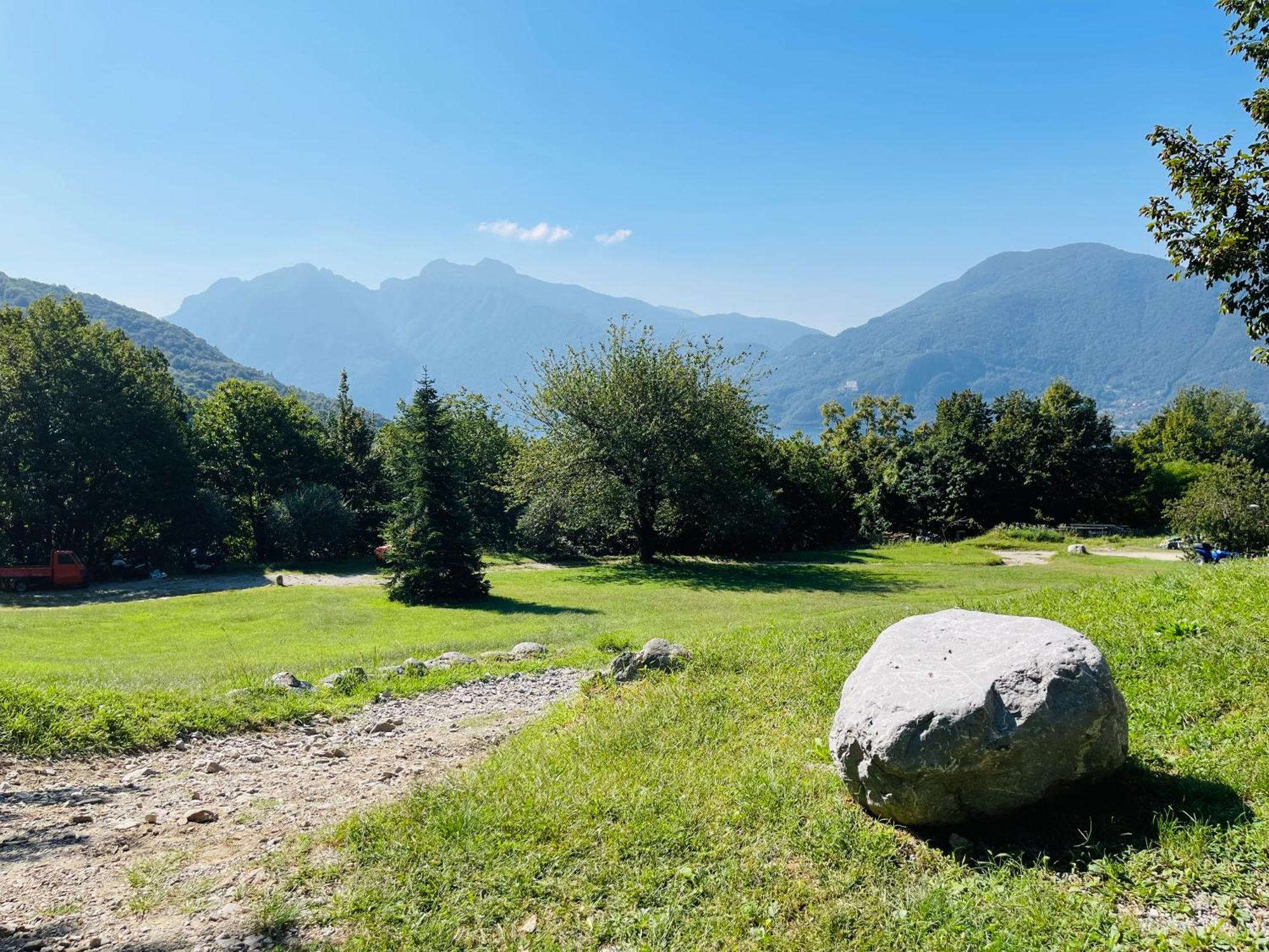 Agriturismo La Selvaggia Mandello del Lario Exterior photo